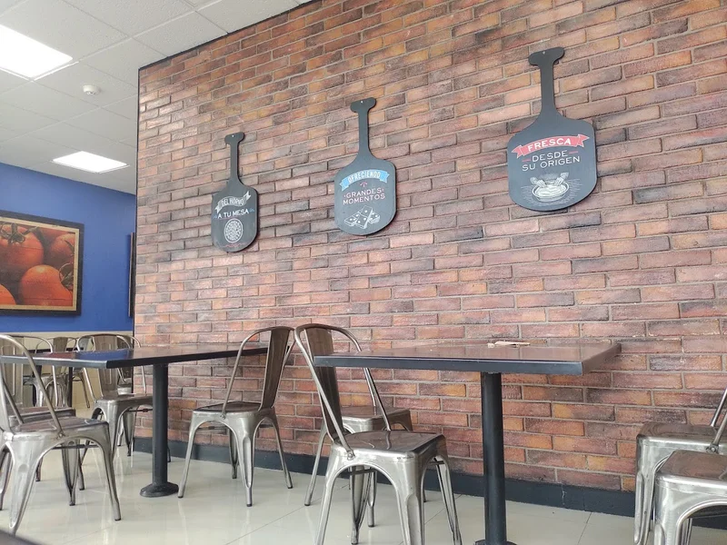 Domino's Vía Morelos