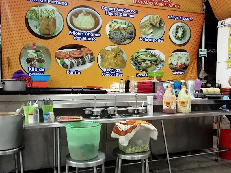 TAQUERÍA LOS FAMOSOS DEL PASTOR