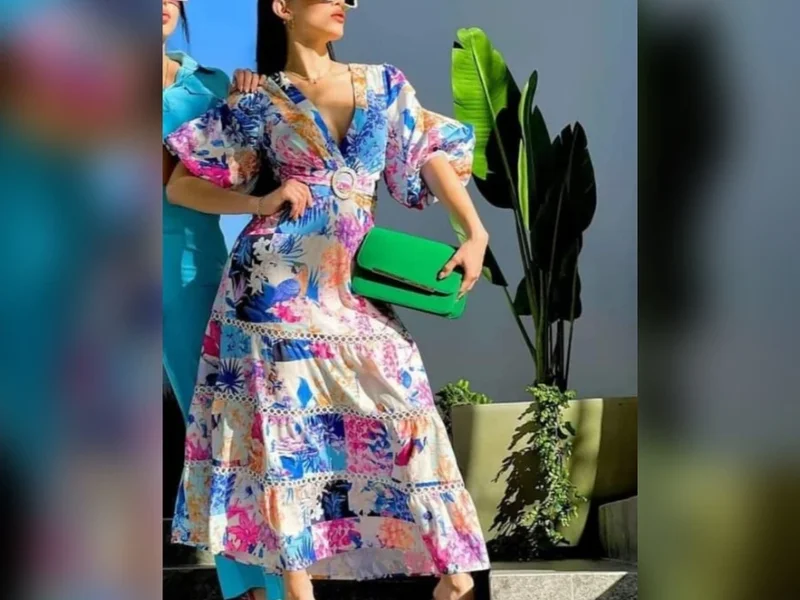 BOUTIQUE CHERRY BLOUSE