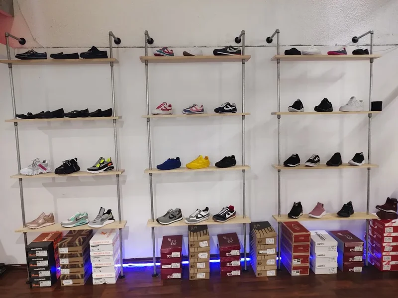 Zapatería Villa Michel