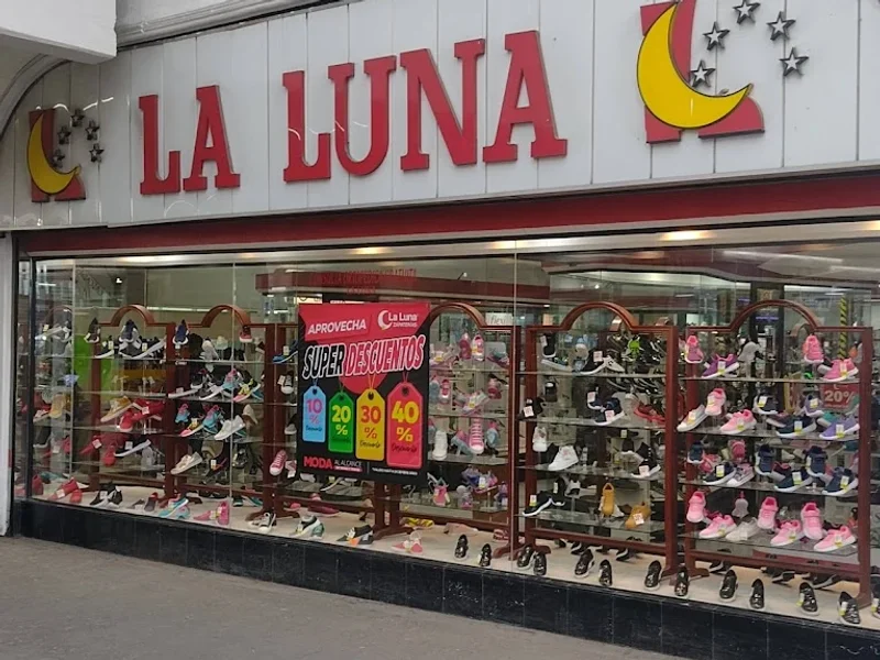 Zapatería La Luna