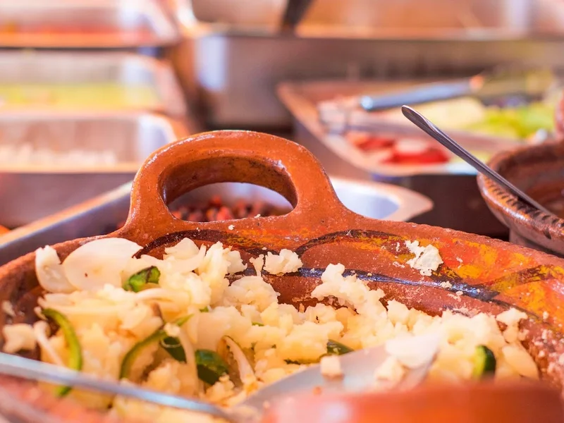 taqueria mi hermano claveles