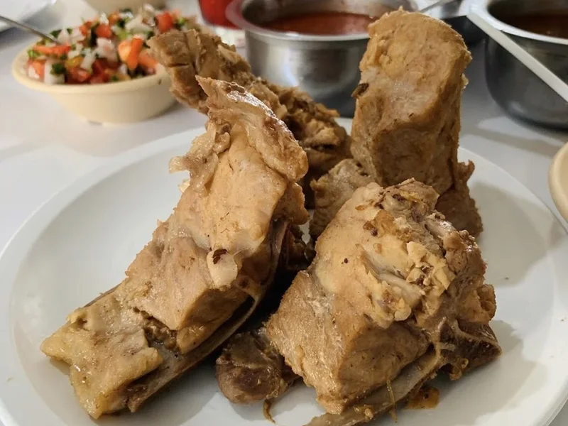 HUESITOS EN CARNITAS DON FER