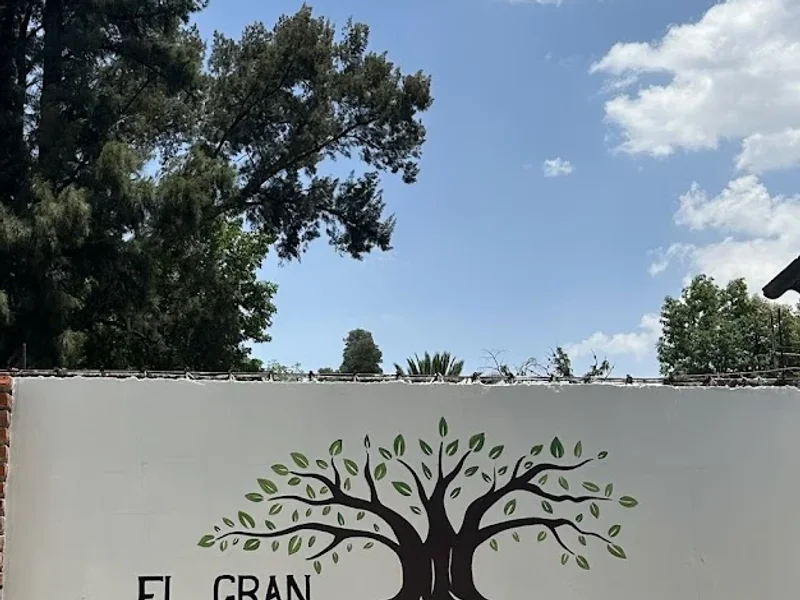 Birrieria El Gran Ahuehuete