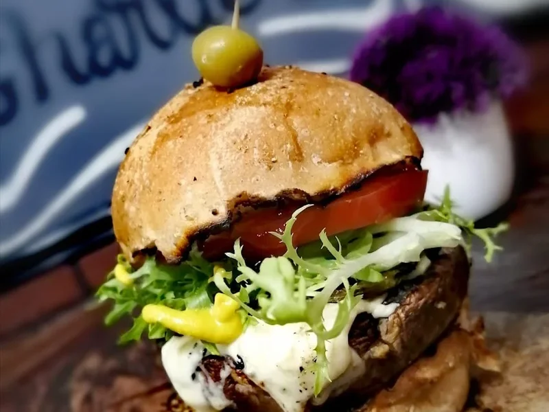 Hamburguesas Charlie's Grill ojo de agua