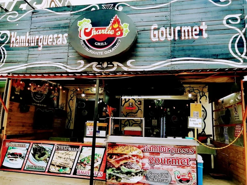 Hamburguesas Charlie's Grill ojo de agua