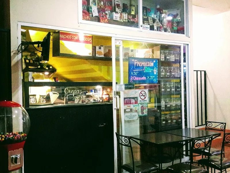 Crepas, Cafe Y Algo Mas!