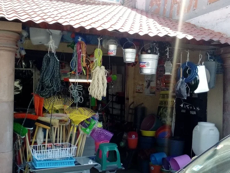 Tlapaleria ferretería howgats