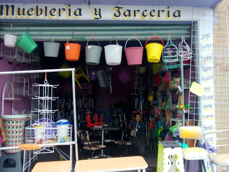 Mueblerías y jarceria