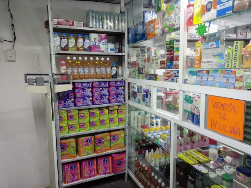 Farmacia San Charbel ojo de agua