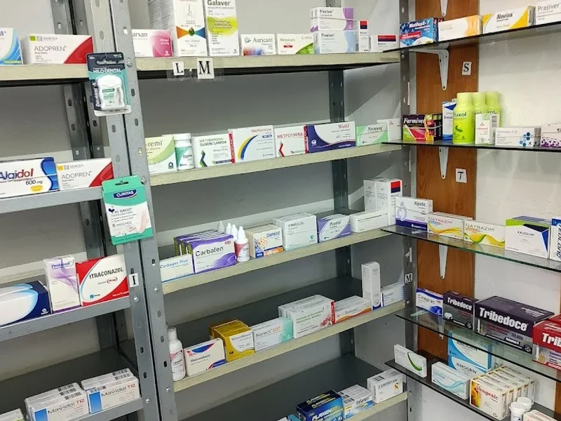 farmacia ojo de agua