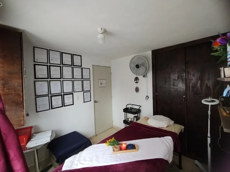 MALIVI, Cabina de masaje, embellecimiento corporal y facial