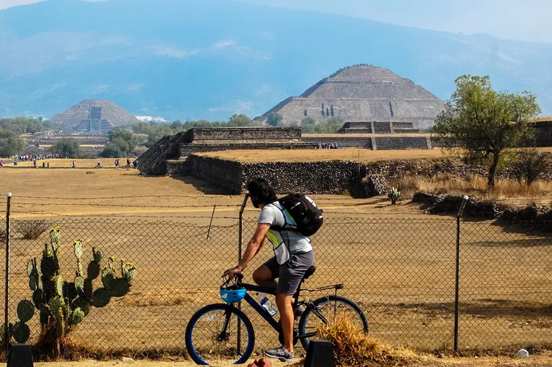 Pedalea Teotihuacan