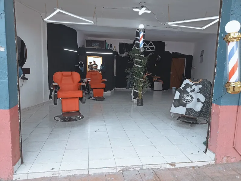 Candela barber shop