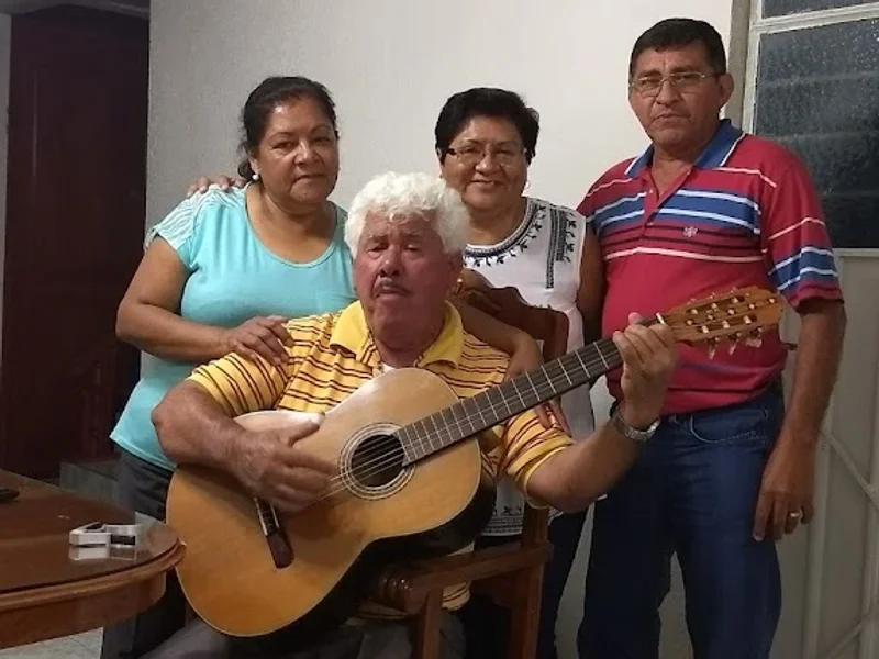 Regalos Y Novedades Juquilita