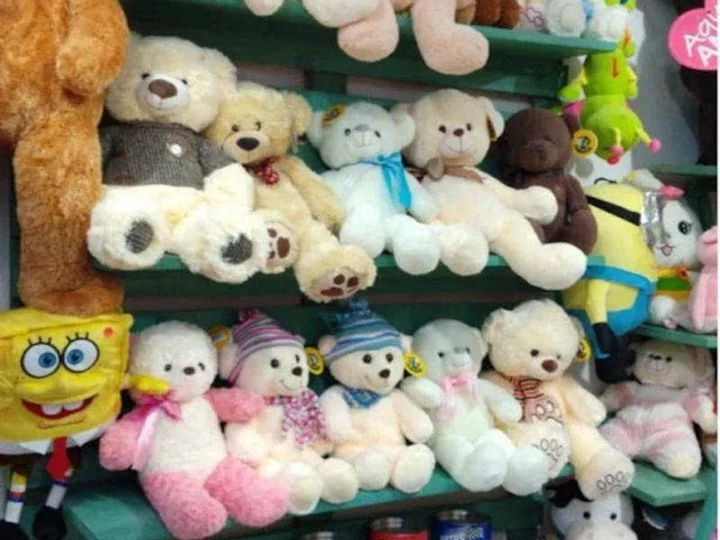 Ohana Decoraciones con globos, regalos y envolturas.