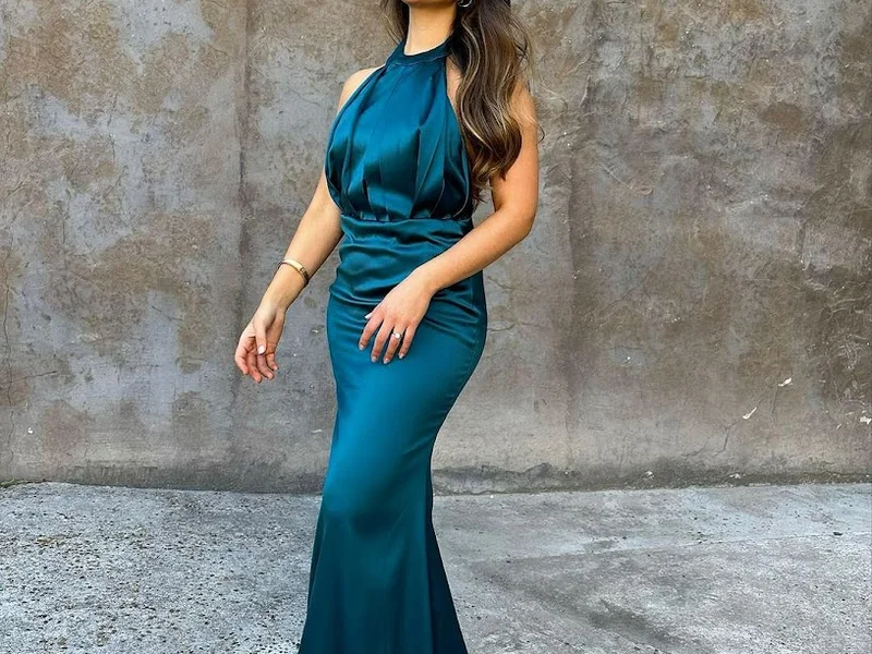 Mena | Renta de Vestidos Largos de Fiesta, Noche y Boda