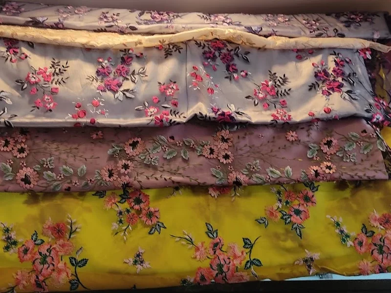 TELAS FINAS RAYMOND'S