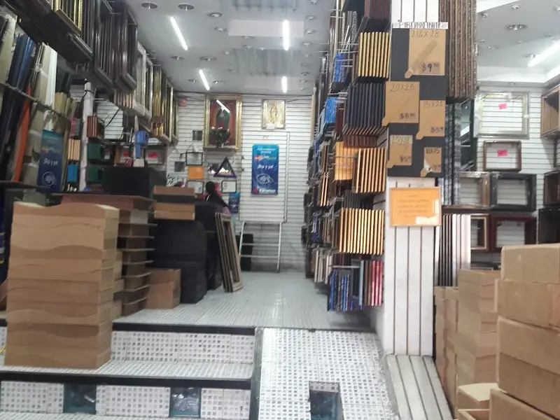 Marcos y molduras milenio