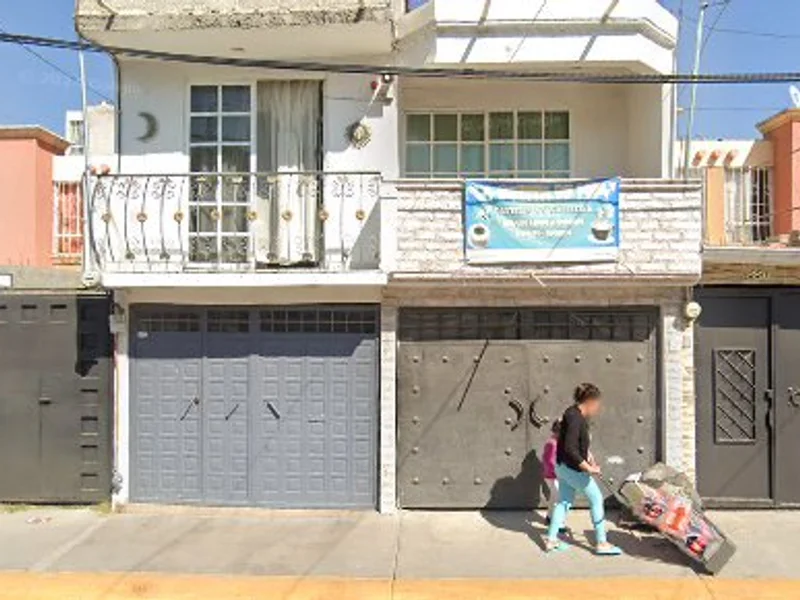 Pastelería y Cafeterí La Gotita de Miel