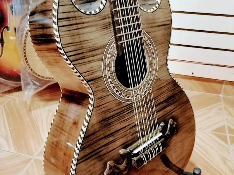 Casa de Música "Javi" (instrumentos musicales)