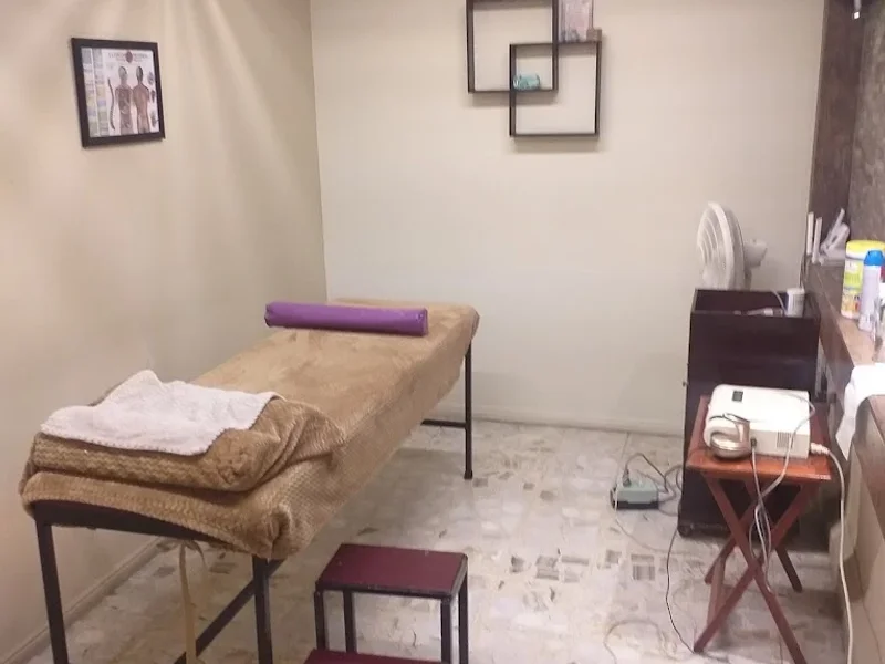 Centro Quiropráctico Y Terapia Física Sáenz