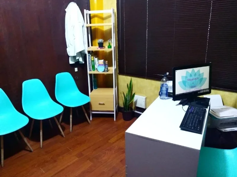 Nutriólogo Deportivo Carlos Irineo - Reaprende a Comer Centro