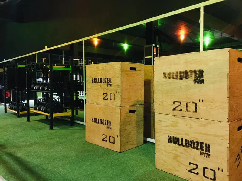 BULLDOZER GYM TECAMAC.