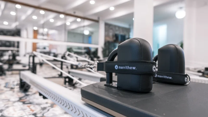 Índigo Studio MX - Pilates Reformer