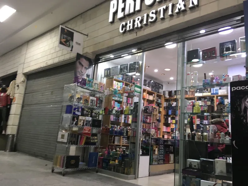 Perfumes Christian