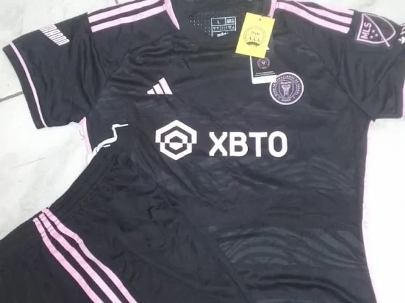 Uniformes deportivos FARS