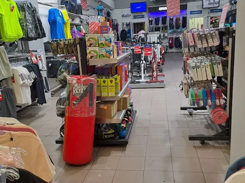 Martí Outlet Isabel la Católica