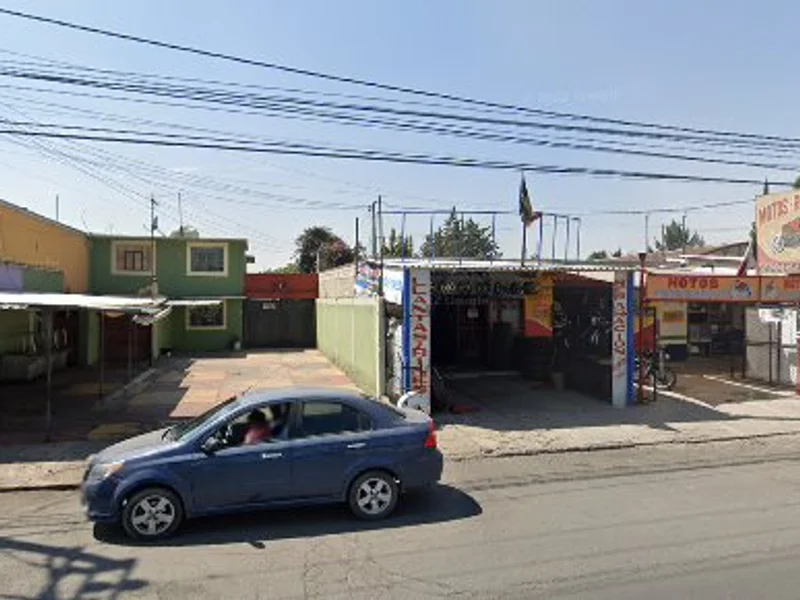 Moto Refacciones y Accesorios Jr