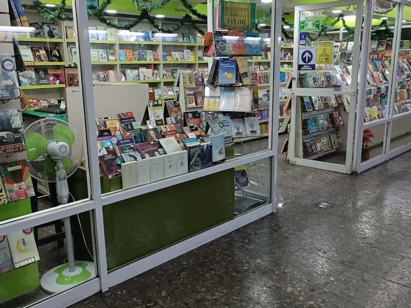 Un Paseo Por Los Libros