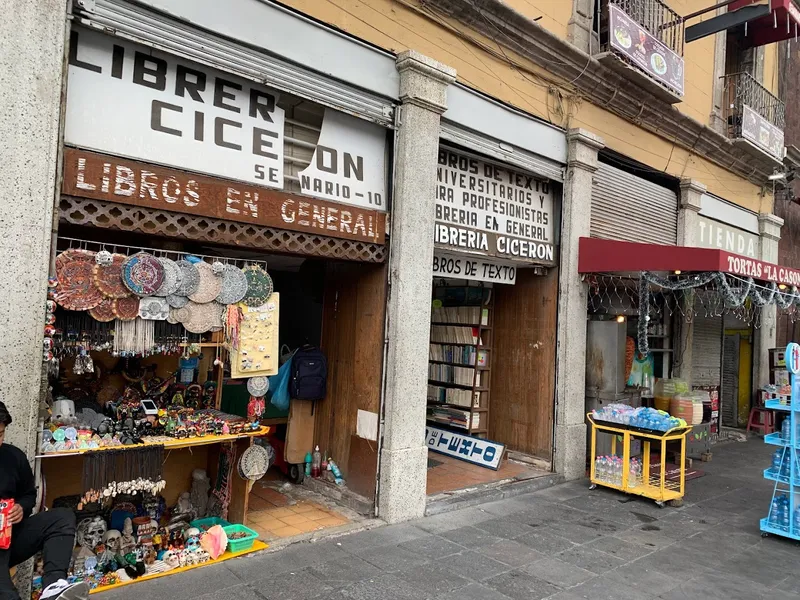 Librería Cicerón Libros Económicos