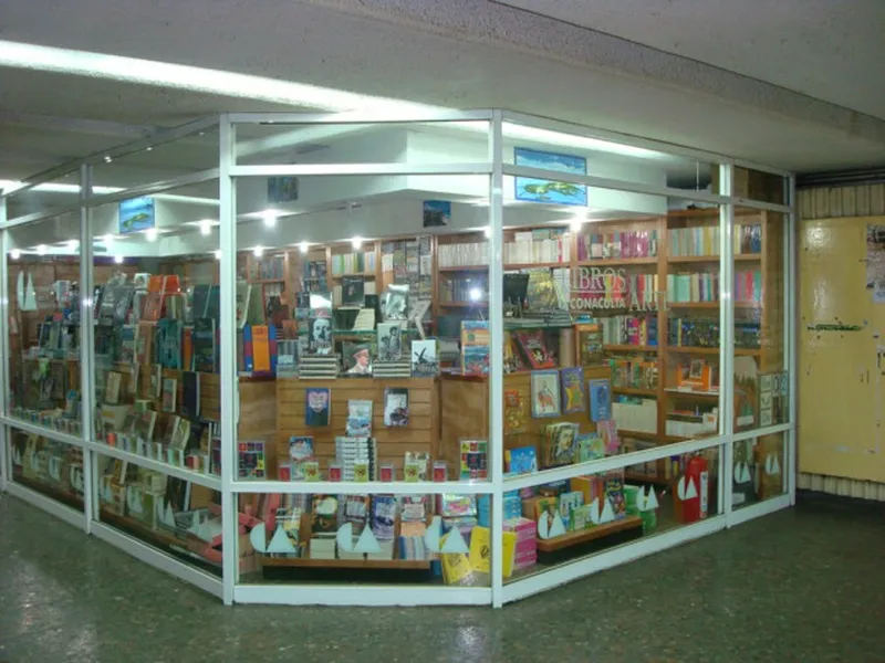 Librería Educal Pasaje Zócalo Pino Suárez