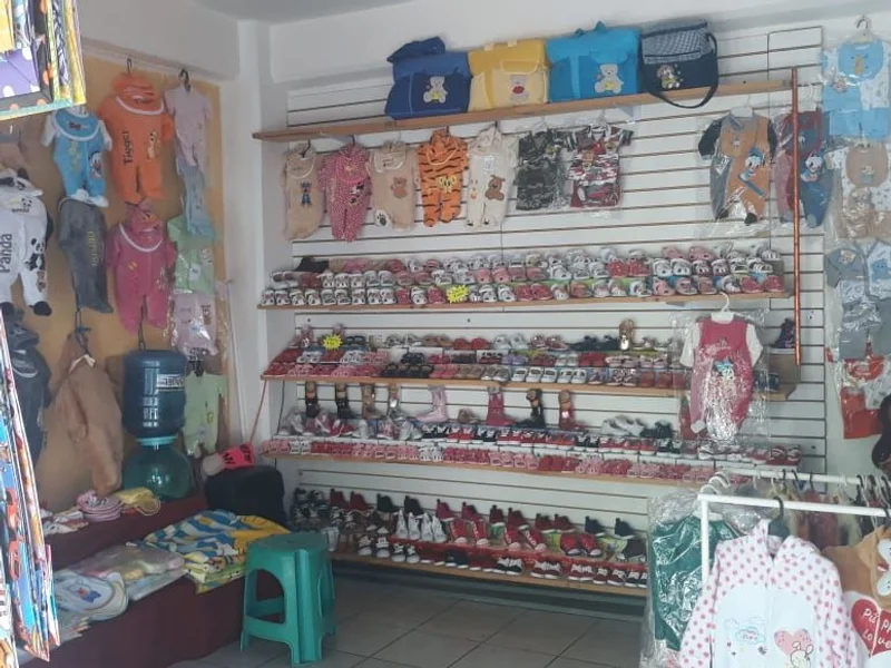 Tienda de Ropa de Bebé "Mi Primer Zapatito