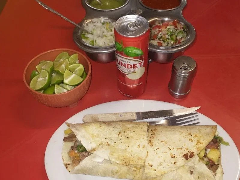 Los Taquitos "REYEZ ACOZAC"