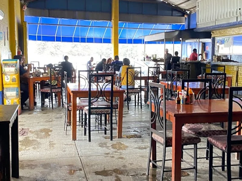 Pescados y Mariscos "Mazatlan"