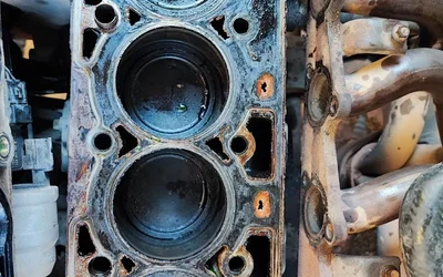 Los 13 mecánicos de coches de Tecámac de Felipe Villanueva Tecámac