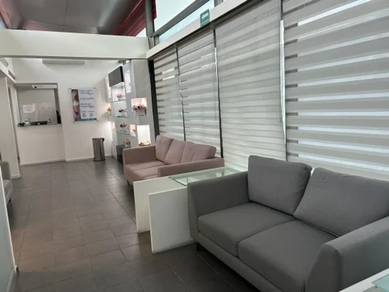 Dra. Belén Suárez Frías, Dermatólogo