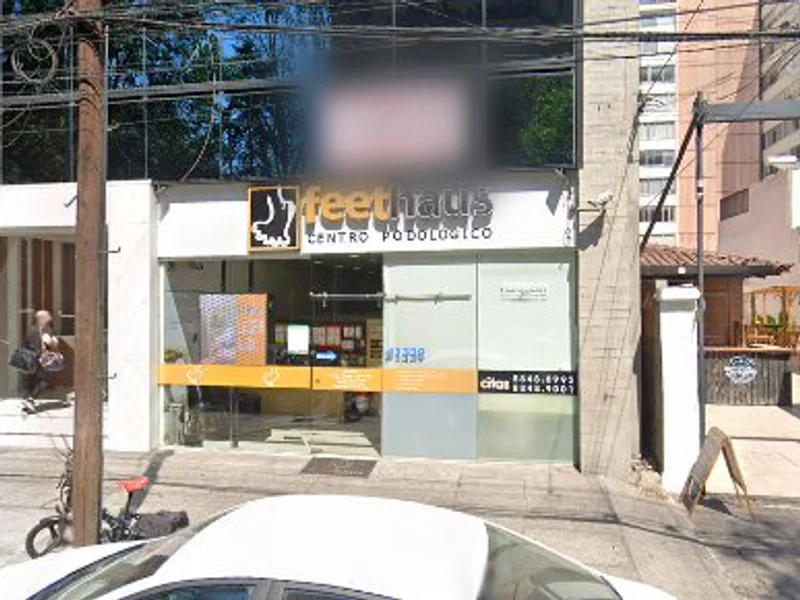 Dr. Sergio Enrique Leal Osuna, Dermatólogo