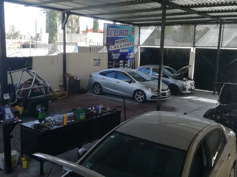 Taller Automotriz Monos Mecanicos