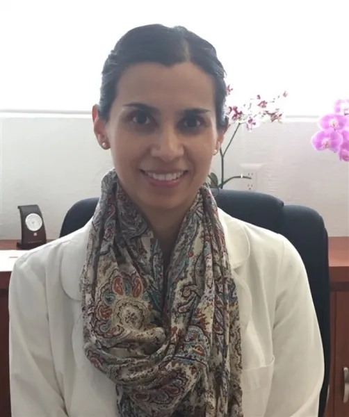 Lic. Vanessa Hernandez Rosiles, Nutriólogo clínico