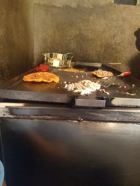 Quesadillas Y Pozole Yesi