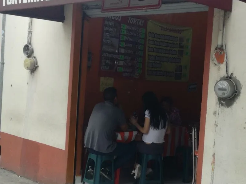 Torteria Barriga Llena