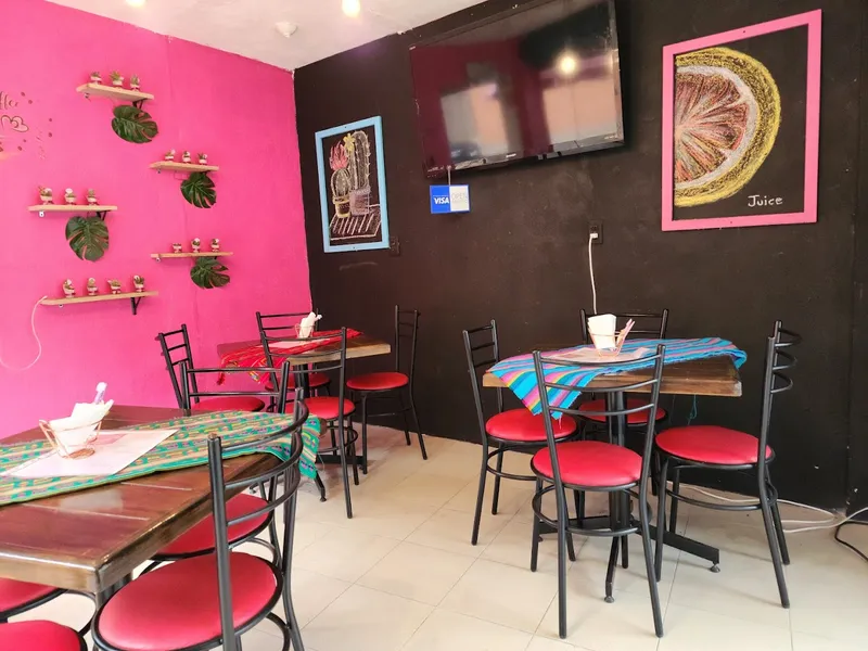 RESTAURANTE DE MADRE " DESAYUNOS Y ANOTOJITOS MEXICANOS" LOMAS DE ATIZAPÁN