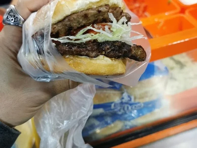 Hamburguesas al carbón extra grandes Lomas Lindas