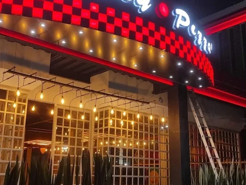 Charly Pizza Cupido Los héroes Chalco