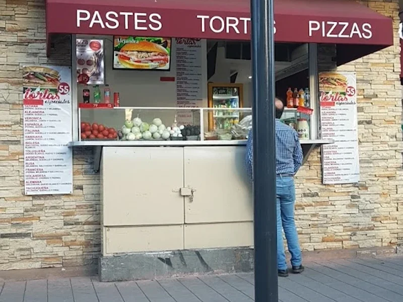Pastes tortas y pizzas